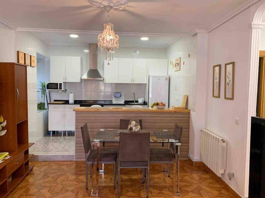 Apartamento Con Jardin Santander Bagian luar foto